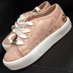 Michael Kors toddler size 7